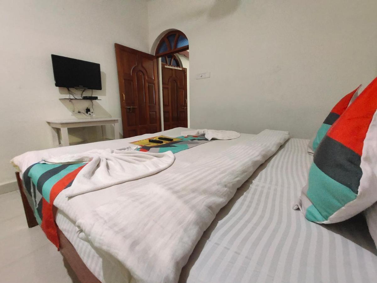 Shelton Guest House Baga Exterior foto